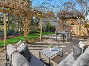 8537 NE 128th Street, Kirkland WA 98034