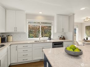 8537 NE 128th Street, Kirkland WA 98034