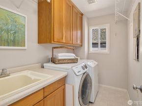 8537 NE 128th Street, Kirkland WA 98034