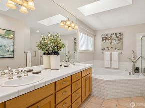 8537 NE 128th Street, Kirkland WA 98034