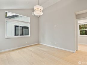 9012 124th Lane NE, Kirkland WA 98033