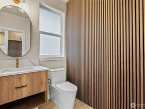 9012 124th Lane NE, Kirkland WA 98033