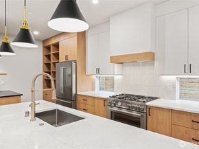 9012 124th Lane NE, Kirkland WA 98033