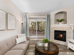 12712 Admiralty Way F104, Everett WA 98204