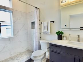 12215 Des Moines Memorial Drive S B, Seattle WA 98168