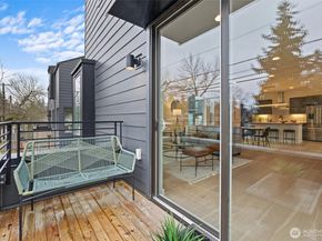 1317 N 185th Street A, Shoreline WA 98133