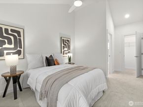 1317 N 185th Street A, Shoreline WA 98133