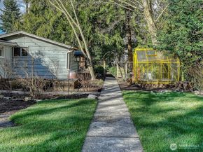 2337 NE 86th Street, Seattle WA 98115