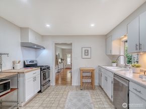 2337 NE 86th Street, Seattle WA 98115