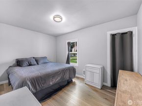 222 W Marilyn Avenue, Everett WA 98204