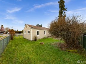 222 W Marilyn Avenue, Everett WA 98204