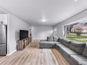 222 W Marilyn Avenue, Everett WA 98204