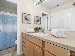 16116 35th Park SE, Bothell WA 98012