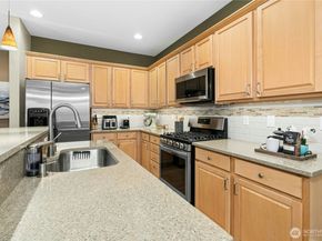 16116 35th Park SE, Bothell WA 98012