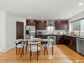 6536 42nd Avenue SW B, Seattle WA 98136