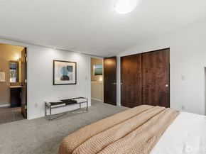 6536 42nd Avenue SW B, Seattle WA 98136