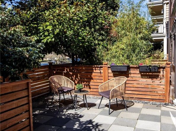 6536 42nd Avenue SW B, Seattle WA 98136