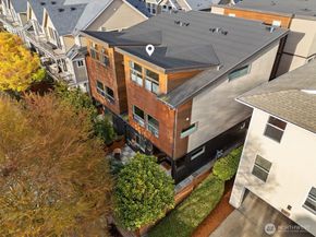 6536 42nd Avenue SW B, Seattle WA 98136