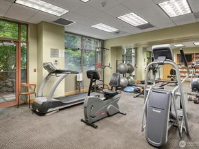 1100 106th Avenue NE 902, Bellevue WA 98004