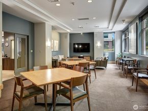 1100 106th Avenue NE 902, Bellevue WA 98004