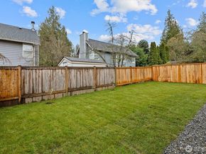 12562 17th Avenue NE B, Seattle WA 98125