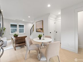 12562 17th Avenue NE B, Seattle WA 98125