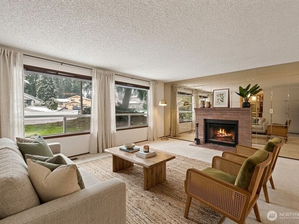 37717 26th Drive S, Federal Way WA 98003