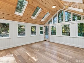 11785 Penny Place NE, Bainbridge Island WA 98110