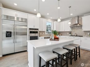 13524 NE 104th Way 46, Kirkland WA 98033