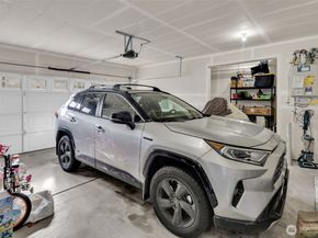 423 205th Street SW B, Lynnwood WA 98036