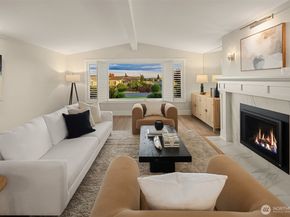 9642 Hilltop Road, Bellevue WA 98004