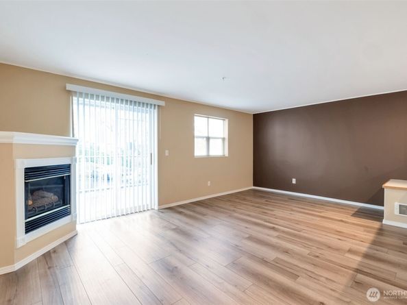 3980 129th Place SE B102, Bellevue WA 98006