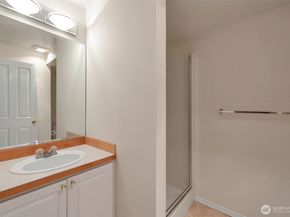 3980 129th Place SE B102, Bellevue WA 98006