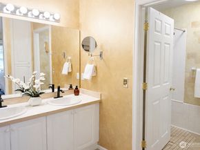 5118 S 234, Kent WA 98032
