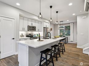 18775 76th Avenue W, Lynnwood WA 98037