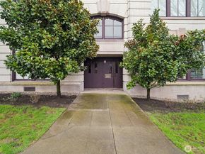 1400 2nd Avenue N 284, Seattle WA 98109