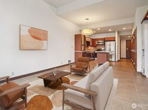 1400 2nd Avenue N 284, Seattle WA 98109