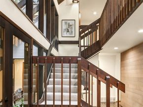 9027 SE 50th Street, Mercer Island WA 98040