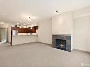 2115 201st Place SE H3, Bothell WA 98021