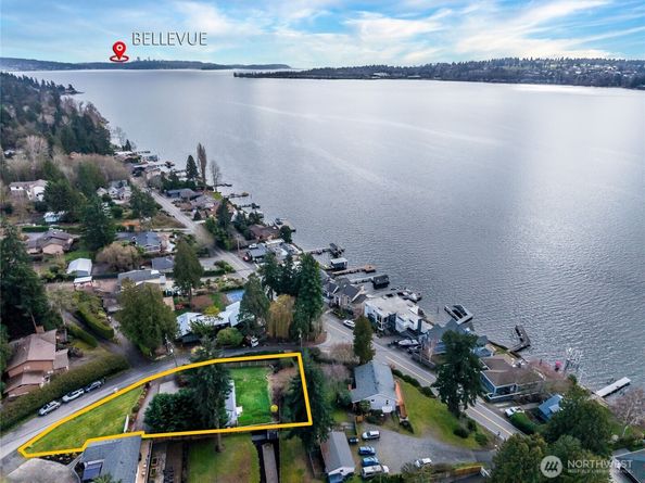 6214 NE 129th Street, Kirkland WA 98034