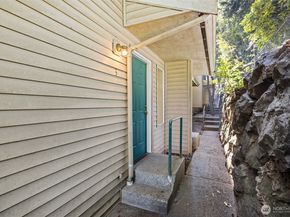 8512 242nd Street SW 3, Edmonds WA 98026