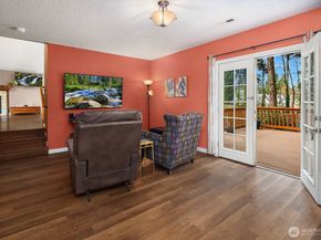 17649 152nd Place SE, Renton WA 98058