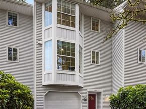 10215 NE 129th Lane, Kirkland WA 98034