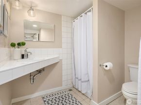 511 W McGraw Street, Seattle WA 98119