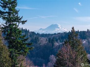 14609 142nd Avenue SE, Renton WA 98059