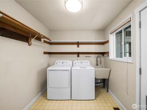 14609 142nd Avenue SE, Renton WA 98059