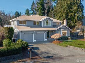 14609 142nd Avenue SE, Renton WA 98059