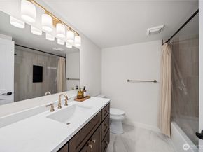 14609 142nd Avenue SE, Renton WA 98059