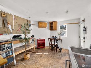 14609 142nd Avenue SE, Renton WA 98059