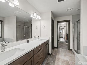 18320 3rd Drive SE, Bothell WA 98012